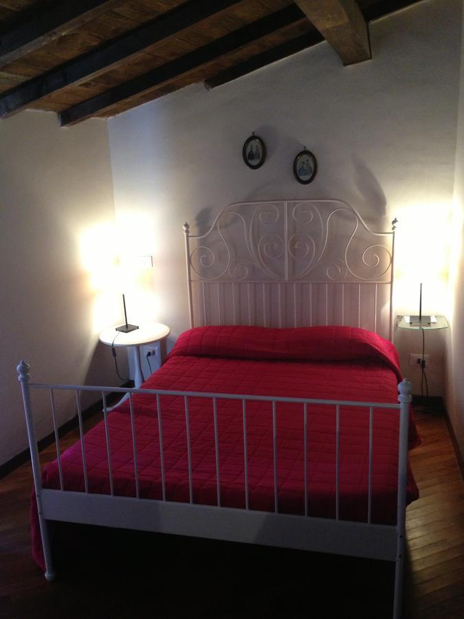 تيراتشينا B&B Vicolo Vecchio المظهر الخارجي الصورة